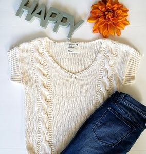American Eagle short sleeve sweater